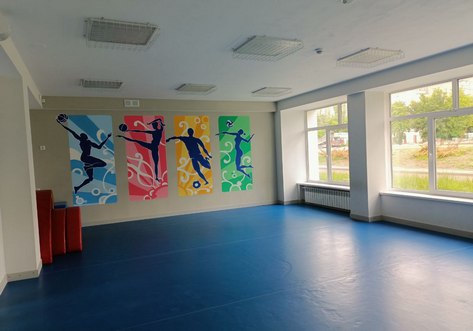 Secondary school in Zhovtny district of Mariupol