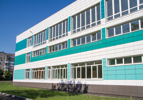 Secondary school in Zhovtny district of Mariupol
